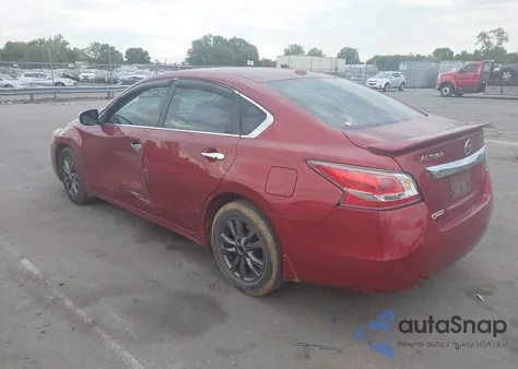 2015 Nissan Altima 2.5 S z USA, uszkodzony, nr VIN 1N4AL3AP3FN397780